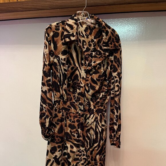 Love 21 Long-Sleeve Animal Print Dress - Picture 1 of 2